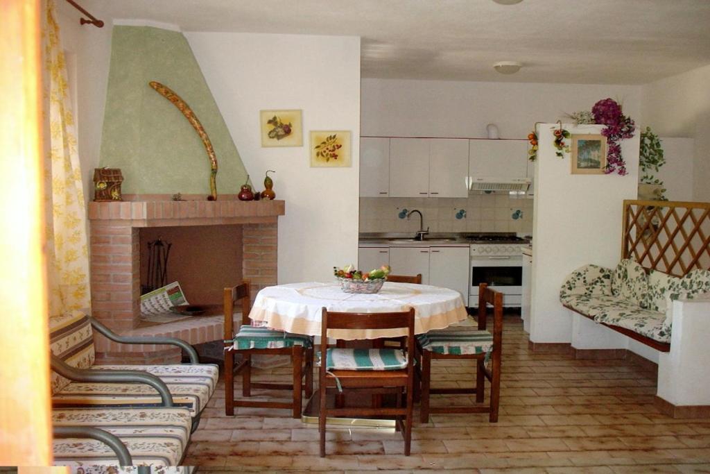 Casa A 300Mt.Dal Mare Calasinzias, 6 Letti, Ac, Pets Welcome, Wi-Fi Free Cala Sinzias Exteriör bild